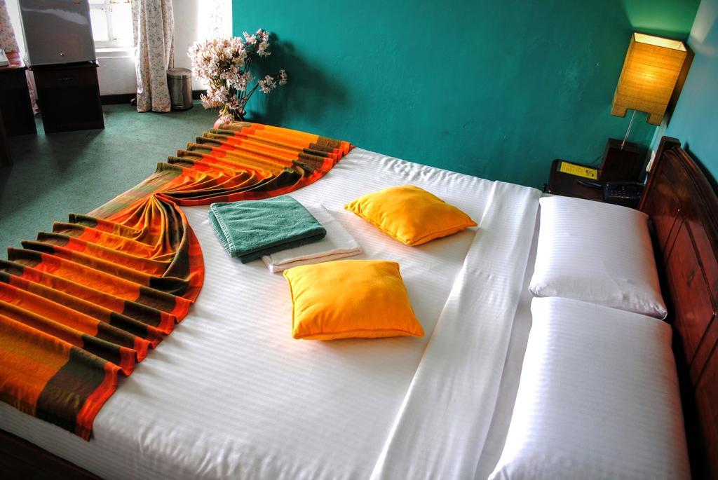 Binota Hotel Nuwara Eliya Exterior foto