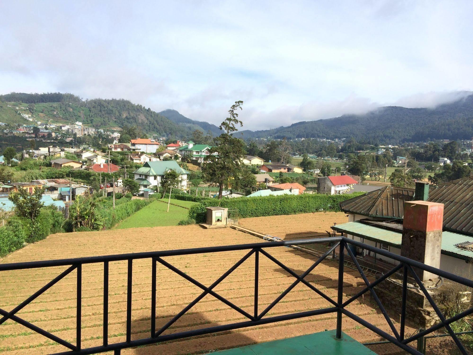 Binota Hotel Nuwara Eliya Exterior foto