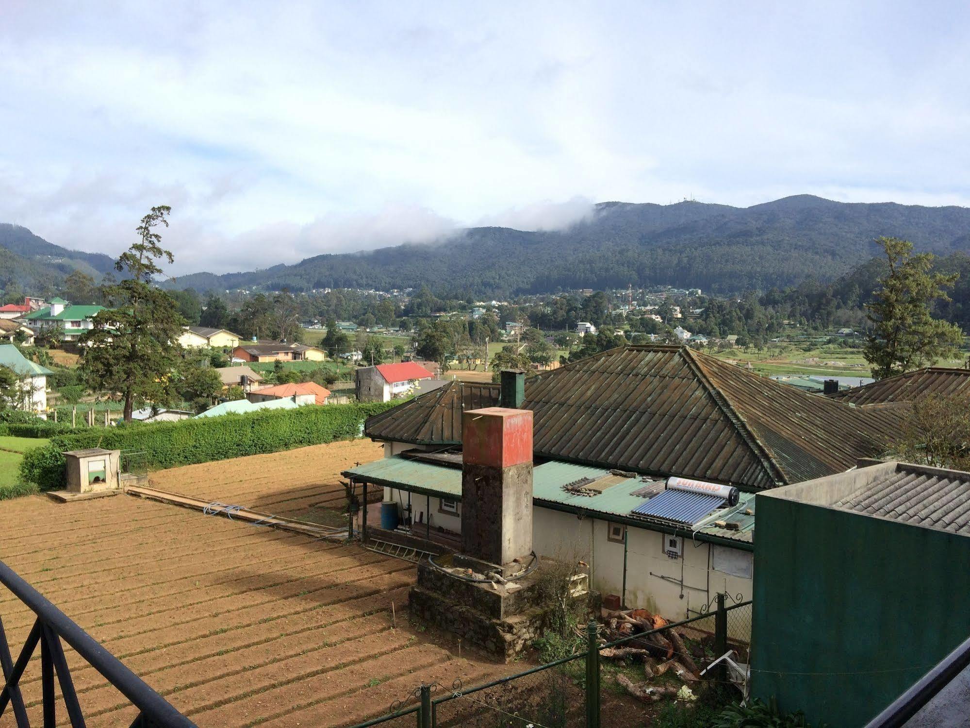 Binota Hotel Nuwara Eliya Exterior foto
